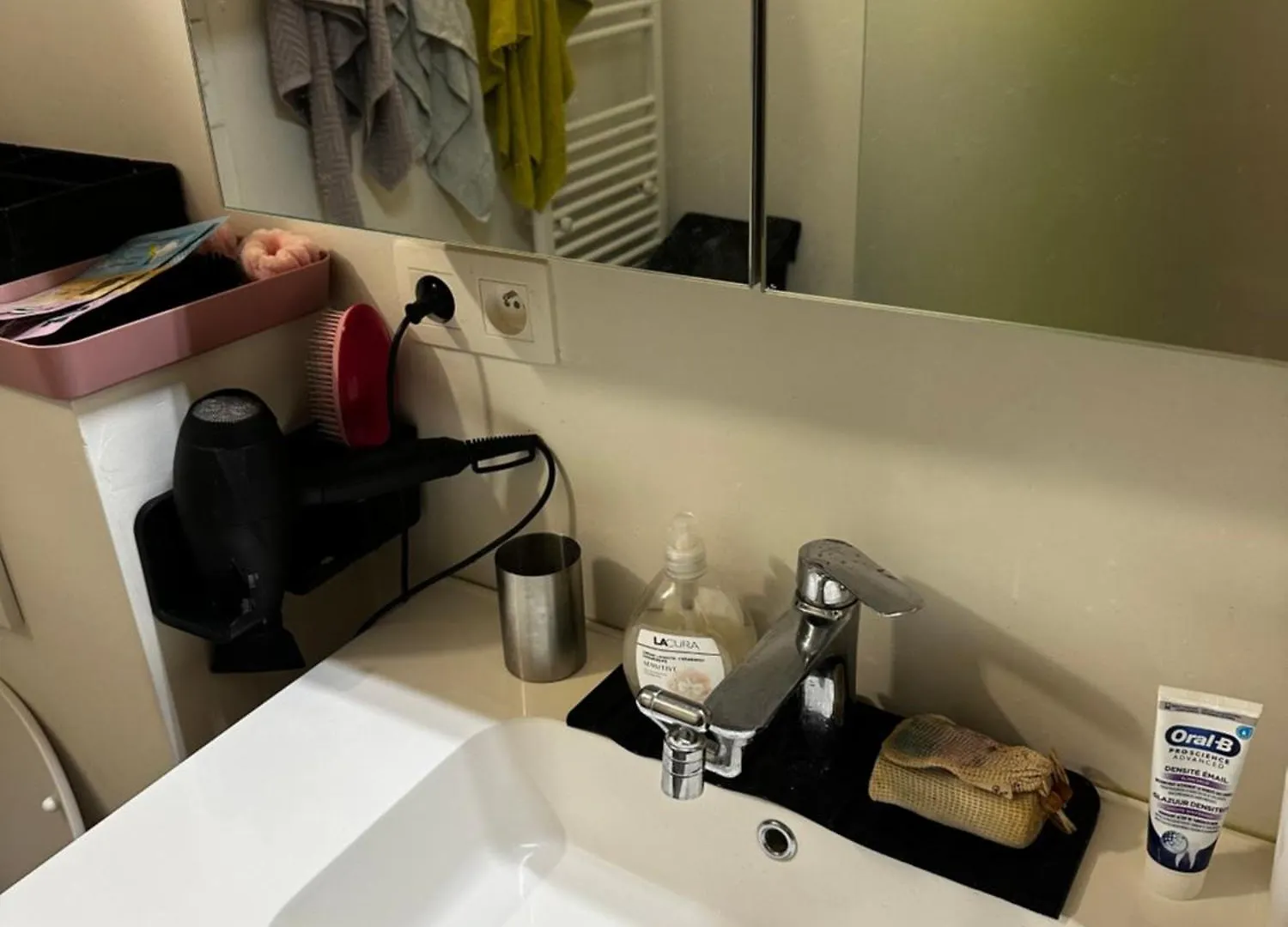 בריסל Alexanor Cosy Private Room In A Shared Apartment 0*,